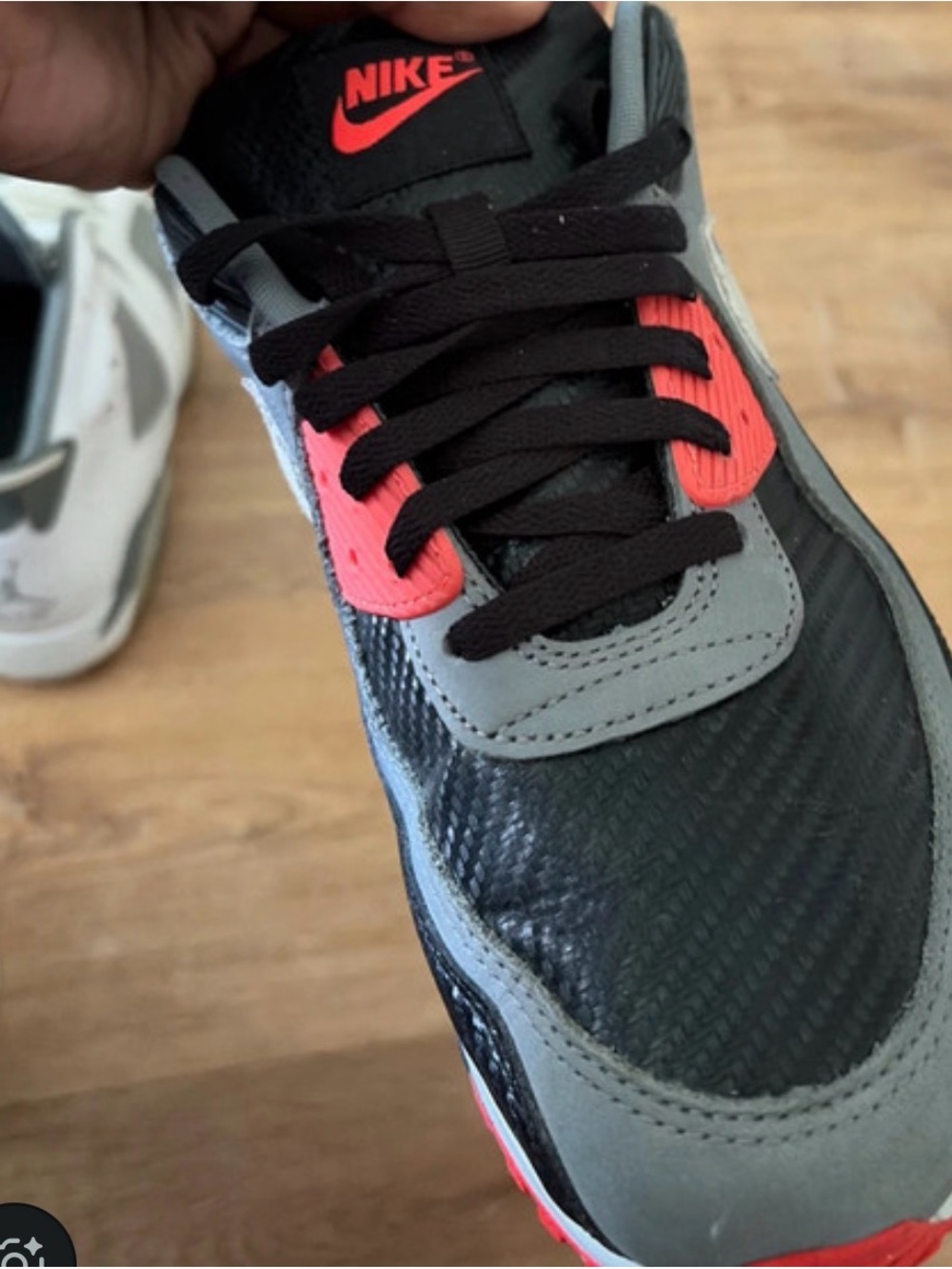 Nike Air Max 90 Premium Carbon Fiber Infrared Men’s Size 13 HM9432-001